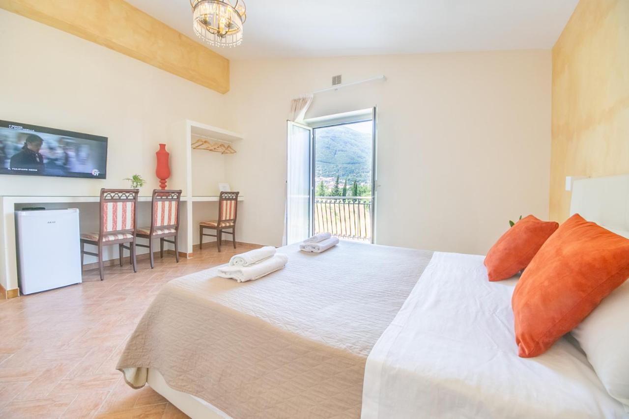 Perla Stabia Bed & Breakfast Castellammare di Stabia Ngoại thất bức ảnh