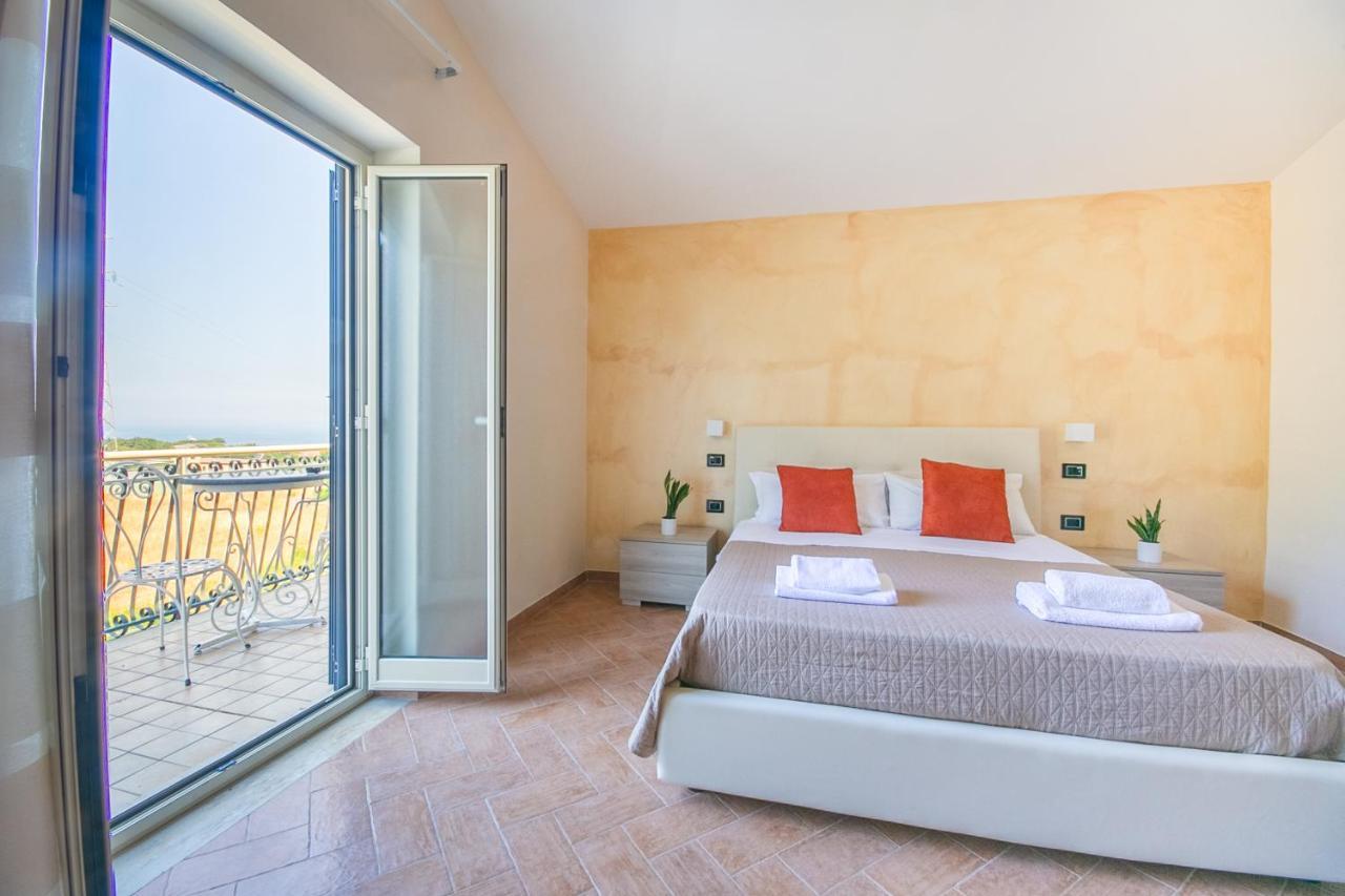 Perla Stabia Bed & Breakfast Castellammare di Stabia Ngoại thất bức ảnh